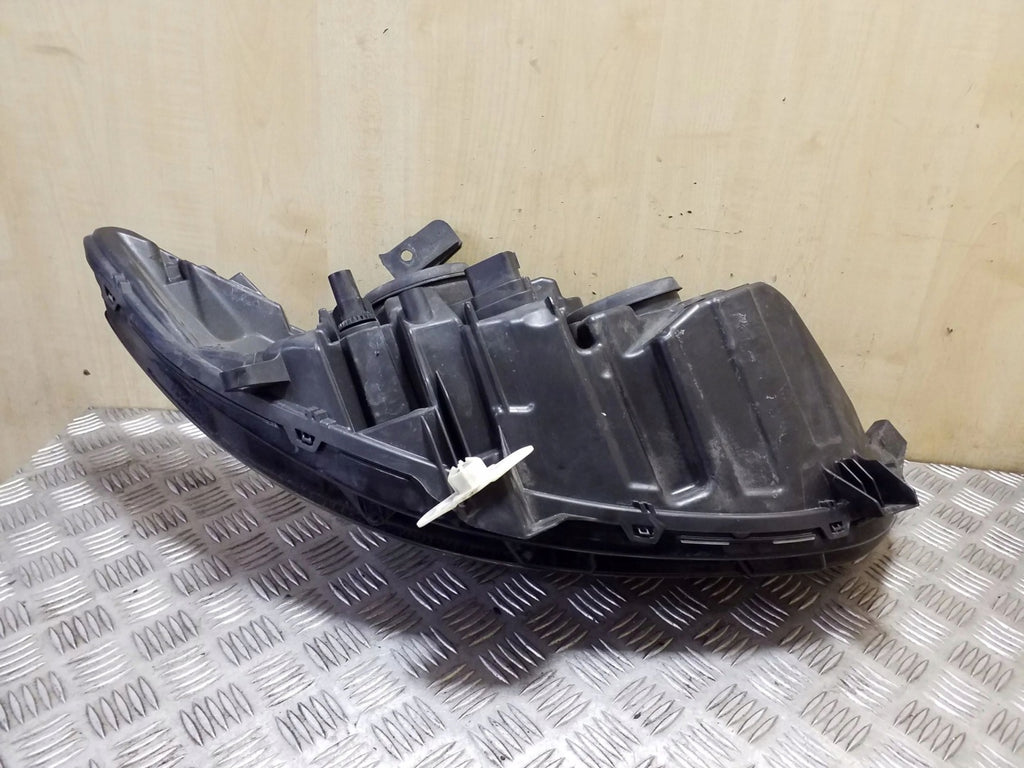 Frontscheinwerfer Ford Mondeo DS7313W030BE DS7313A005A89908746 Links Headlight SCH8110137894dk