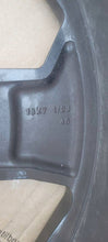 Laden Sie das Bild in den Galerie-Viewer, 1x Alufelge 18 Zoll Nissan Qashqai I J12 Rim Wheel FEL2120659101az