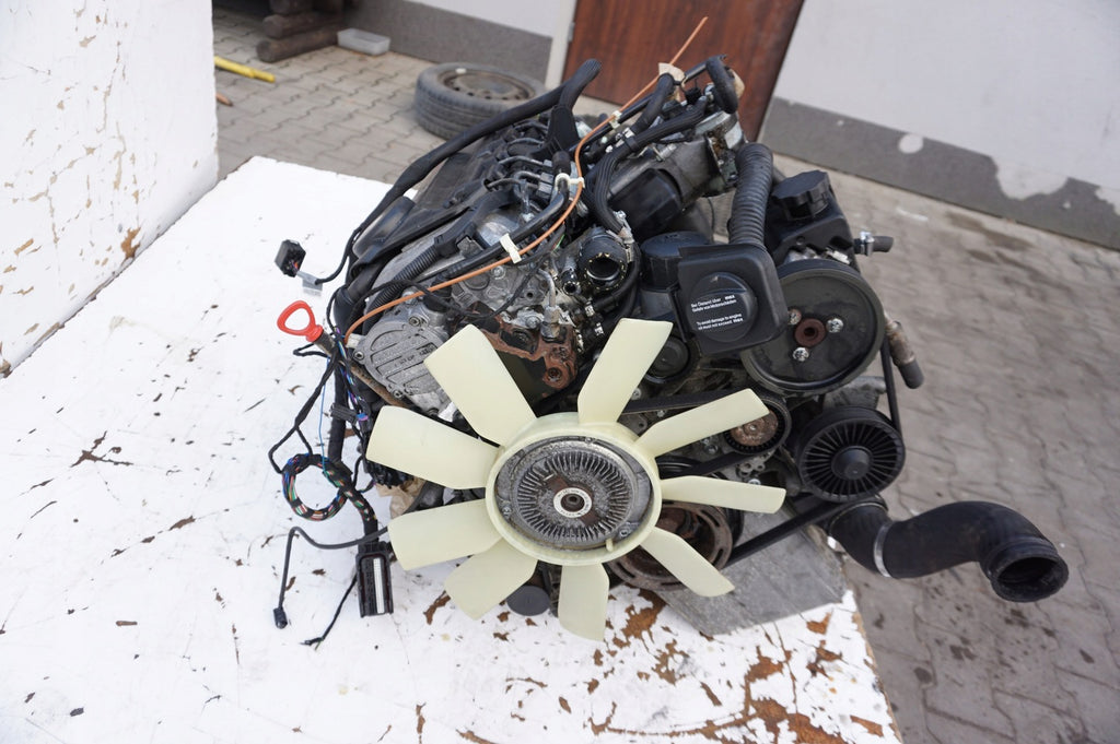 Motor Mercedes-Benz Vito W639 646982 2.2 CDI 93TKm Diesel Engine Komplett