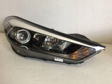 Laden Sie das Bild in den Galerie-Viewer, Frontscheinwerfer Hyundai Tucson 92101D7100 09201718 Rechts oder Links SCH4237517470rf