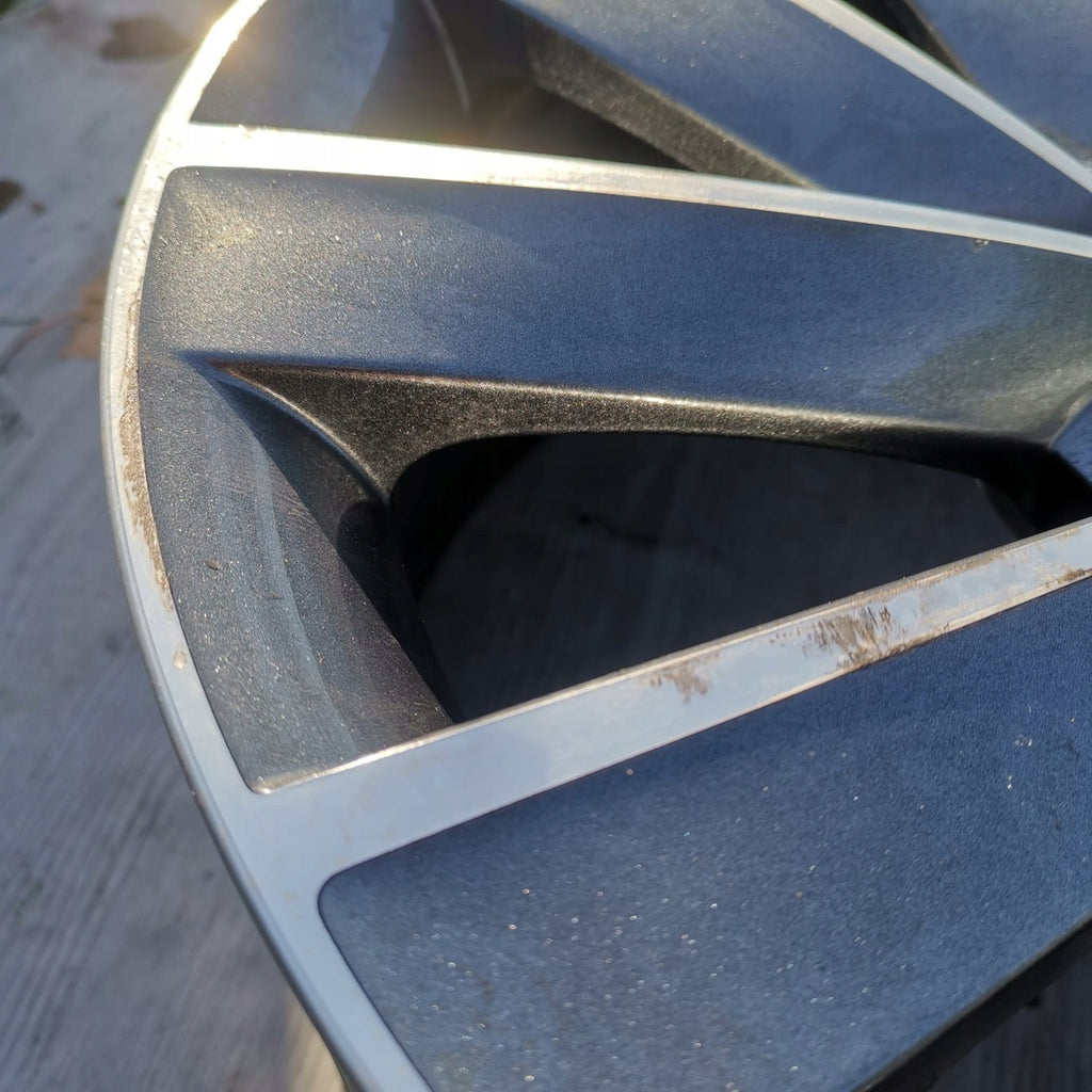 1x Alufelge 18 Zoll 8.0" 5x112 44ET Glanz Silber 3V0601025AL Skoda Superb Iii FEL6094123636ka