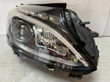 Laden Sie das Bild in den Galerie-Viewer, Frontscheinwerfer Mercedes-Benz W205 A2059062604 Full LED Rechts Headlight SCH9196268187sv