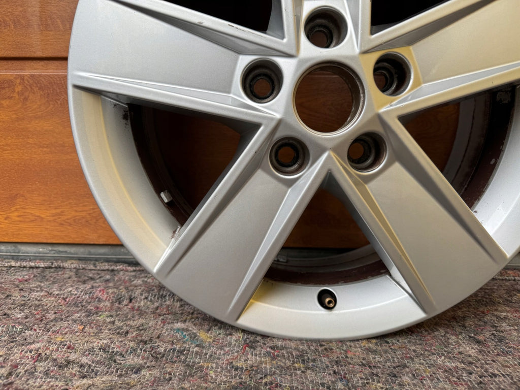 1x Alufelge 16 Zoll 6.0" 5x112 48ET Glanz Silber 5E0601025M Skoda Octavia Iii FEL1263776968cn