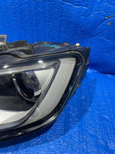 Laden Sie das Bild in den Galerie-Viewer, Frontscheinwerfer Audi A3 8V0941005 Links Scheinwerfer Headlight