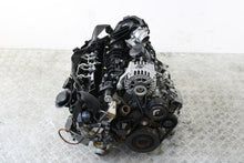 Laden Sie das Bild in den Galerie-Viewer, Motor BMW 3 E90 E92 N47D20C 2.0 Engine Komplett MOT2602047852lv