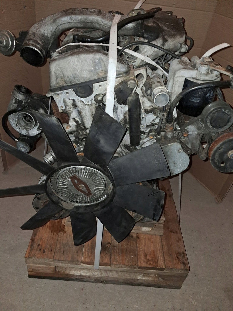 Motor Mercedes-Benz Sprinter Engine 662LA 2.9 187TKm Diesel Engine Komplett