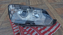Laden Sie das Bild in den Galerie-Viewer, Frontscheinwerfer Skoda Yeti 5L1941016C Xenon Rechts Scheinwerfer Headlight