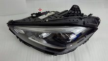 Laden Sie das Bild in den Galerie-Viewer, Frontscheinwerfer Mercedes-Benz W206 A2069062104 Links Scheinwerfer Headlight SCH6485650781vo