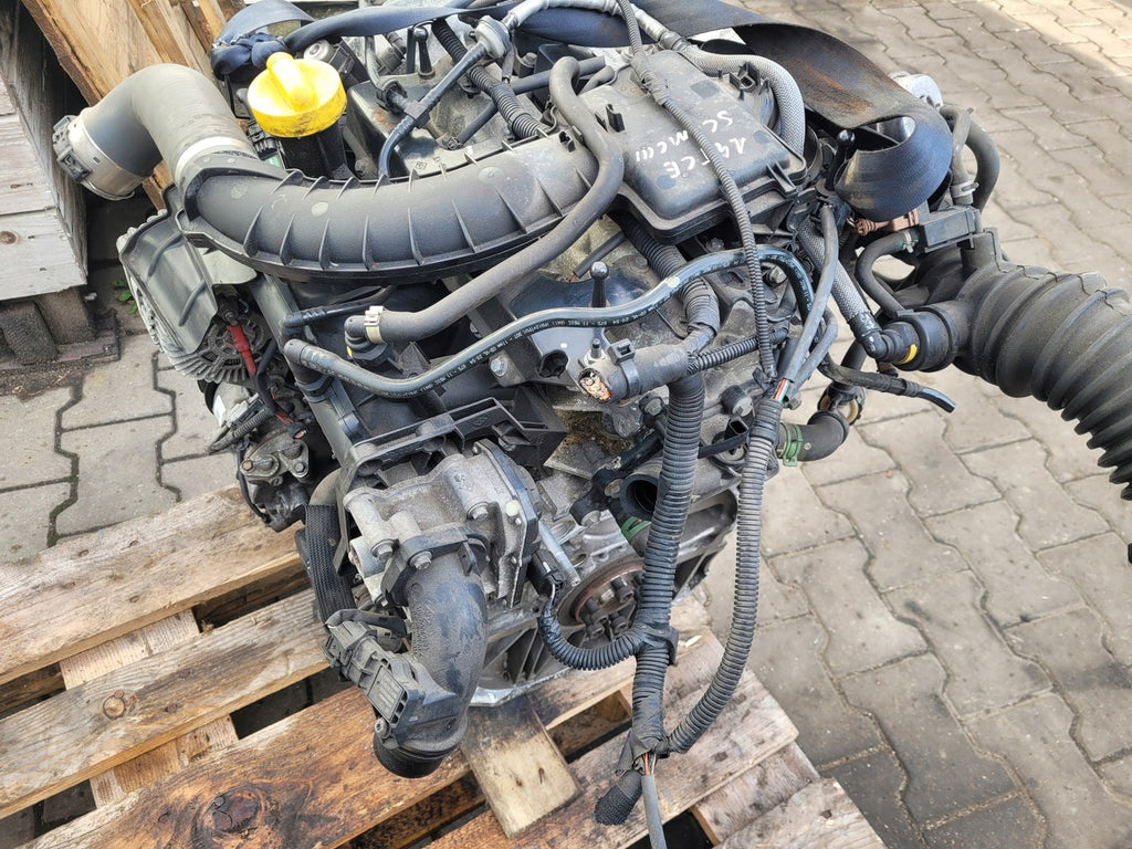 Motor Audi H4JA700 1.4 TCE 110TKm Benzin Engine Komplett