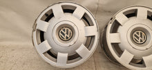 Load image into Gallery viewer, 1x Alufelge 15 Zoll 7.0&quot; 5x112 46ET Glanz Silber 7D0601025 VW Multivan Rim Wheel