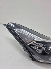 Laden Sie das Bild in den Galerie-Viewer, Frontscheinwerfer Kia Sportage 92102F1510 Rechts Scheinwerfer Headlight SCH9451150476ie