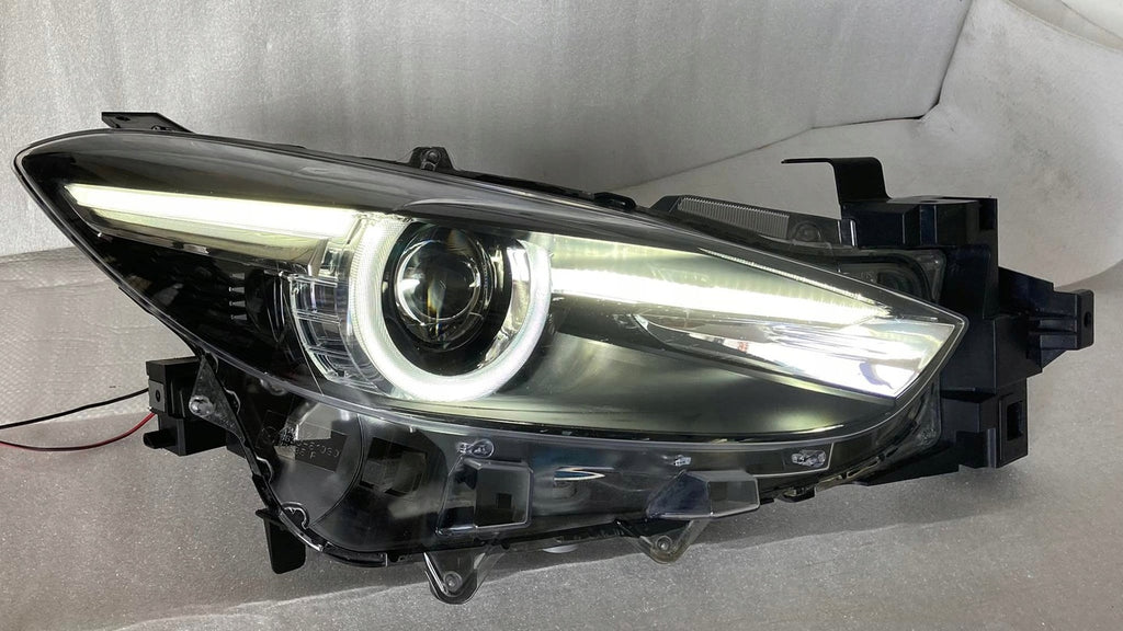 Frontscheinwerfer Mazda 3 B63C-51030 Rechts Scheinwerfer Headlight