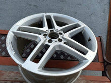 Load image into Gallery viewer, 1x Alufelge 20 Zoll 9.5" 5x112 57ET A2044016702 Mercedes-Benz Amg Rim Wheel FEL9149578736tx