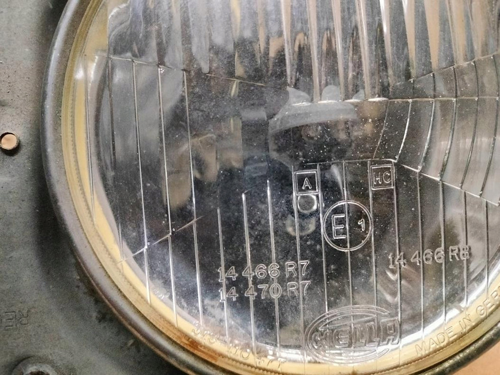 Frontscheinwerfer VW 411941663B Ein Stück (Rechts oder Links) Headlight SCH6483385336pm