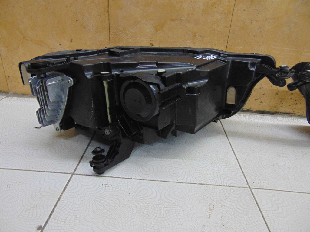 Frontscheinwerfer VW T-Roc Ein Stück (Rechts oder Links) Scheinwerfer Headlight