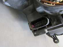 Load image into Gallery viewer, Frontscheinwerfer VW Golf V 1K6941031 Xenon Links Scheinwerfer Headlight SCH8786046143ur