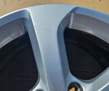 Laden Sie das Bild in den Galerie-Viewer, 1x Alufelge 17 Zoll 7.5" 5x112 49ET Glanz Silber 5G0601025BG VW Golf VII I FEL6309157637ny
