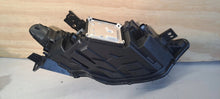 Laden Sie das Bild in den Galerie-Viewer, Frontscheinwerfer 7101344 Links Scheinwerfer Headlight