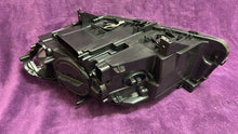 Laden Sie das Bild in den Galerie-Viewer, Frontscheinwerfer BMW F11 F10 7203252-18 Xenon Rechts Scheinwerfer Headlight SCH9396158522cr