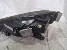 Laden Sie das Bild in den Galerie-Viewer, Frontscheinwerfer Skoda Superb III 3V1941016D Full LED Rechts Headlight