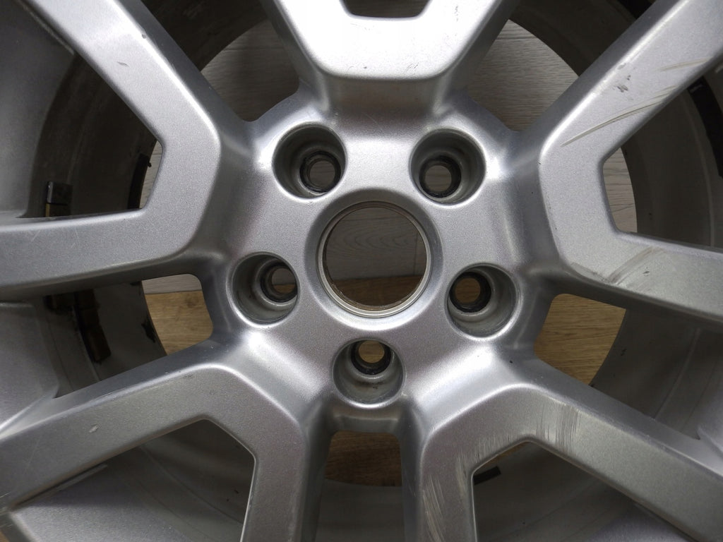 1x Alufelge 17 Zoll 7.0" 5x112 45ET Glanz Silber 5L0601025H Skoda Yeti Rim Wheel