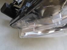 Laden Sie das Bild in den Galerie-Viewer, Frontscheinwerfer Toyota Land Cruiser Xenon Links Scheinwerfer Headlight SCH6974198719kq