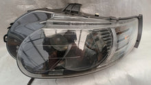 Laden Sie das Bild in den Galerie-Viewer, Frontscheinwerfer Saab 95 89101416 Links Scheinwerfer Headlight SCH3992782930mg