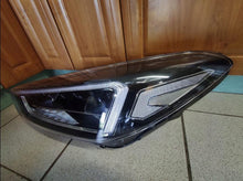 Laden Sie das Bild in den Galerie-Viewer, Frontscheinwerfer Hyundai Tucson 92101-D77XX FULL LED Links Headlight