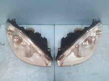 Load image into Gallery viewer, Frontscheinwerfer Mercedes-Benz W169 A1698200261 Ein Stück (Rechts oder Links)