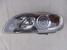 Load image into Gallery viewer, Frontscheinwerfer Volvo V60 S60 2345765123 Xenon Ein Stück (Rechts oder Links) SCH5205689251tg