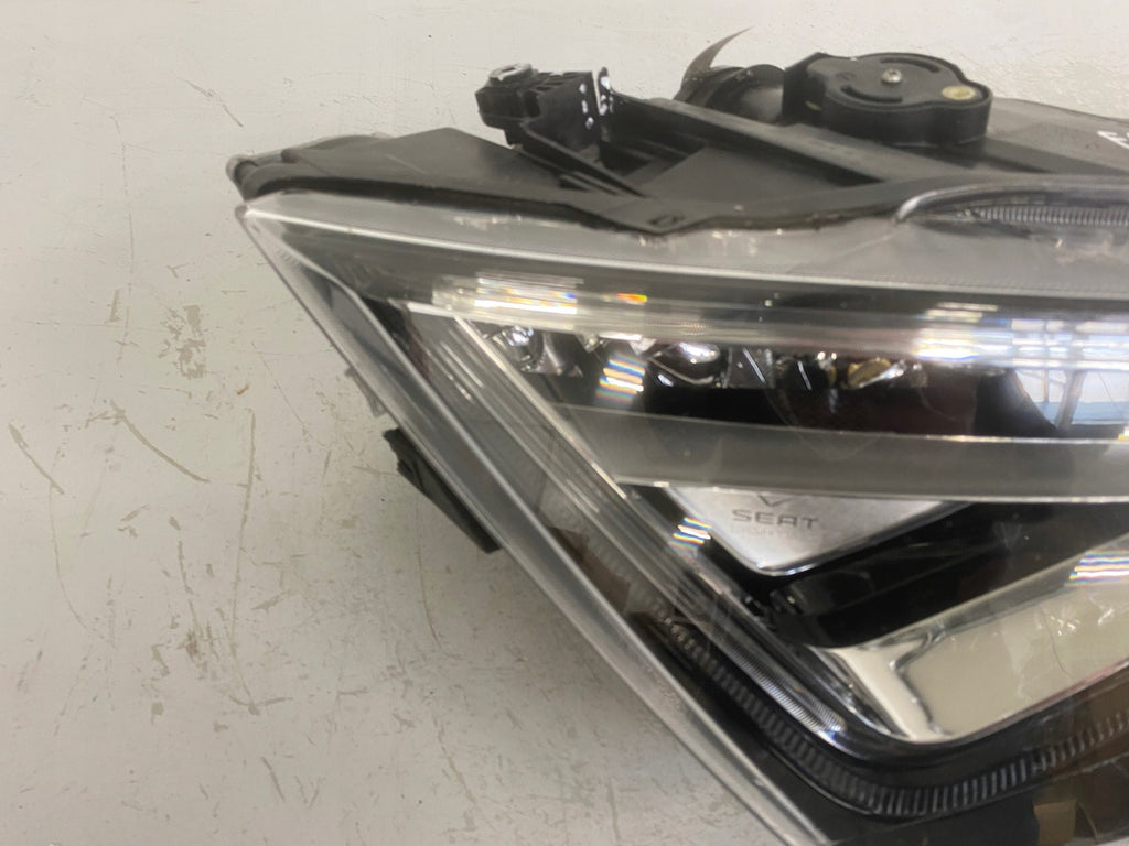 Frontscheinwerfer Seat Ateca 576941008F Rechts Scheinwerfer Headlight SCH8338190134oy