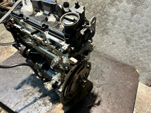 Load image into Gallery viewer, Motor Audi A4 B9 DET 2.0 TDI 190PS 137TKm 2017 Diesel Engine Unkomplett