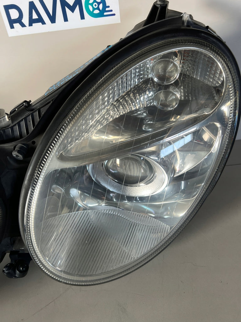 Frontscheinwerfer Mercedes-Benz W211 Xenon Links Scheinwerfer Headlight SCH4546233293iy