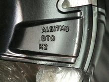 Laden Sie das Bild in den Galerie-Viewer, 1x Alufelge 17 Zoll 7.5&quot; 5x108 44ET Glanz Schwarz 9843281580 Opel Astra L