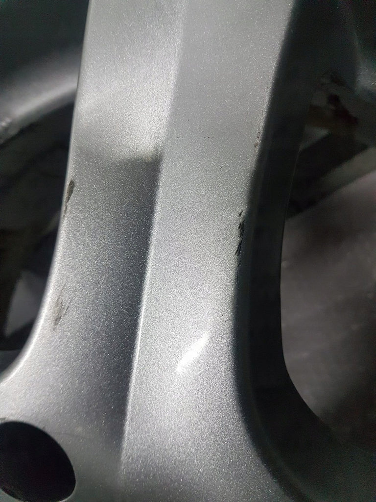 4x Alufelge 16 Zoll 6.5" 4x100 40ET Glanz KBA47057 Renault Clio III Captur