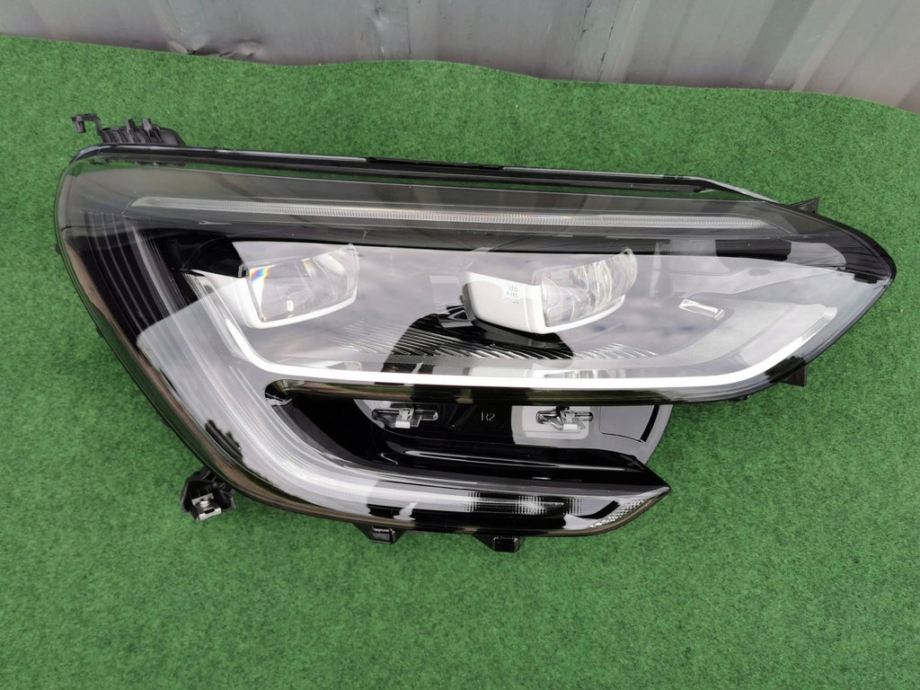 Frontscheinwerfer Renault Megane IV 260106126R Rechts Scheinwerfer Headlight SCH8024087068cs