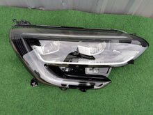 Laden Sie das Bild in den Galerie-Viewer, Frontscheinwerfer Renault Megane IV 260106126R Rechts Scheinwerfer Headlight SCH8024087068cs