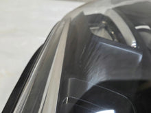 Laden Sie das Bild in den Galerie-Viewer, Frontscheinwerfer Opel Zafira Vivaro 9832836480 Rechts Scheinwerfer Headlight SCH3554169601ph