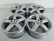 Laden Sie das Bild in den Galerie-Viewer, 4x Alufelge 17 Zoll 7.5" 5x112 38ET Glanz Silber Audi Rim Wheel FEL9627765818vy