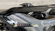 Load image into Gallery viewer, Frontscheinwerfer Volvo Xc60 II 32396567 Rechts Scheinwerfer Headlight SCH1028701132bh