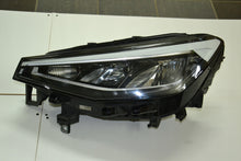 Laden Sie das Bild in den Galerie-Viewer, Frontscheinwerfer VW Id.4 11B941005A LED Links Scheinwerfer Headlight