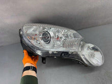 Laden Sie das Bild in den Galerie-Viewer, Frontscheinwerfer Skoda Yeti 103419012270 Xenon Rechts Scheinwerfer Headlight SCH6882101798bl