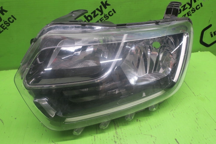 Frontscheinwerfer Dacia Duster 260609367R LED Links Scheinwerfer Headlight