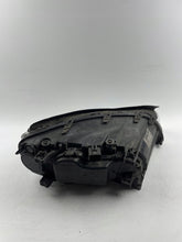 Laden Sie das Bild in den Galerie-Viewer, Frontscheinwerfer Volvo V70 S80 31214351 Xenon Ein Stück (Rechts oder Links) SCH5862672830cu