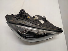 Load image into Gallery viewer, Frontscheinwerfer Mercedes-Benz W206 A2069068104 A2069067203 Full LED Ein Satz SCH4400003128aa