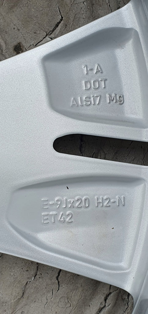 1x Alufelge 20 Zoll 9.0" 5x112 42ET Glanz Silber 89A601025L Audi E-Tron Etron FEL8380892644fr