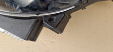 Laden Sie das Bild in den Galerie-Viewer, Frontscheinwerfer Ford Galaxy 90076249 EM2B-13W030-EH Links Headlight SCH1371320810it