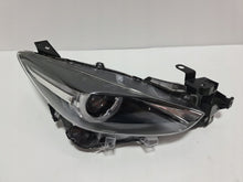 Laden Sie das Bild in den Galerie-Viewer, Frontscheinwerfer Mazda III B63C-51030 LED Rechts Scheinwerfer Headlight