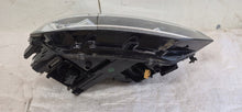 Laden Sie das Bild in den Galerie-Viewer, Frontscheinwerfer VW Touran 5TB941036C Full LED Rechts Scheinwerfer Headlight SCH7612464074rb