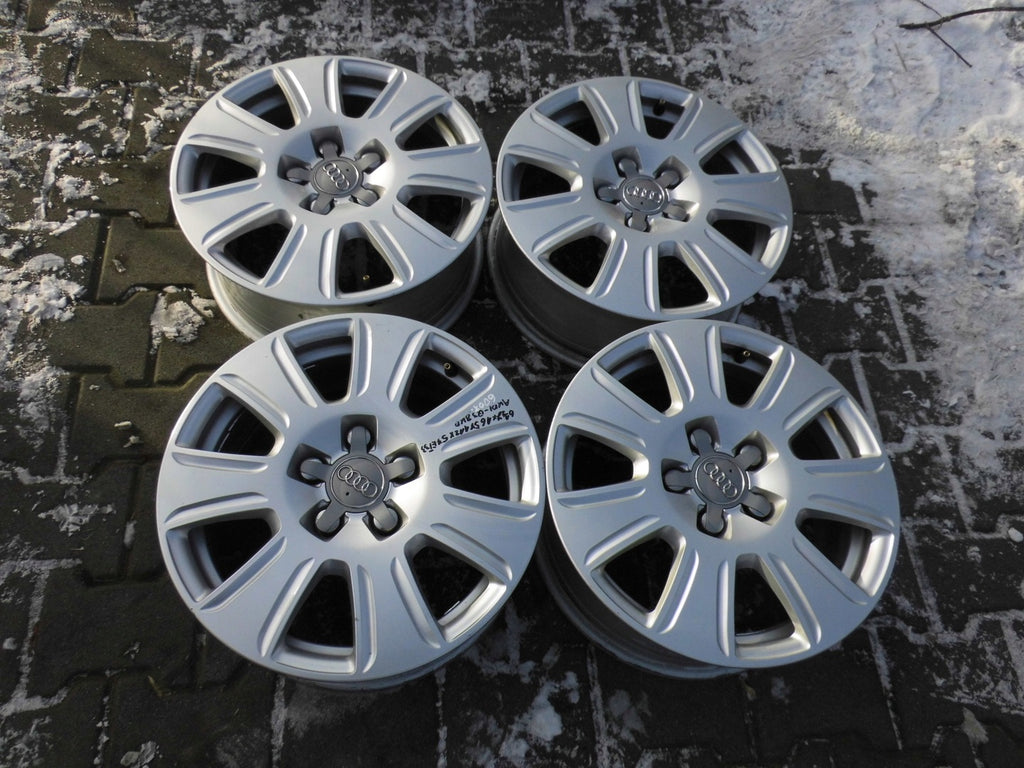 1x Alufelge 16 Zoll 6.5" 5x112 33ET Glanz Silber Audi Q3 Rim Wheel